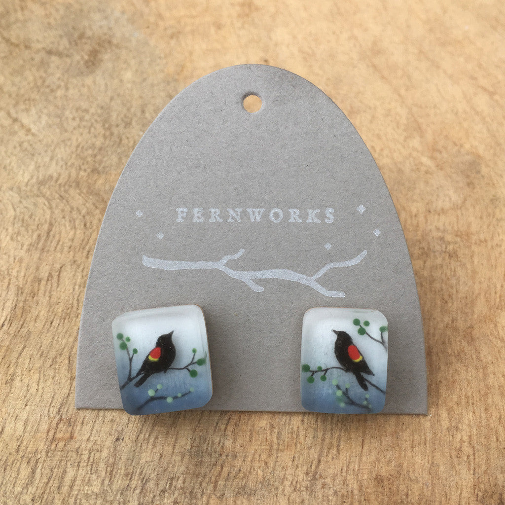 Red winged blackbird posts