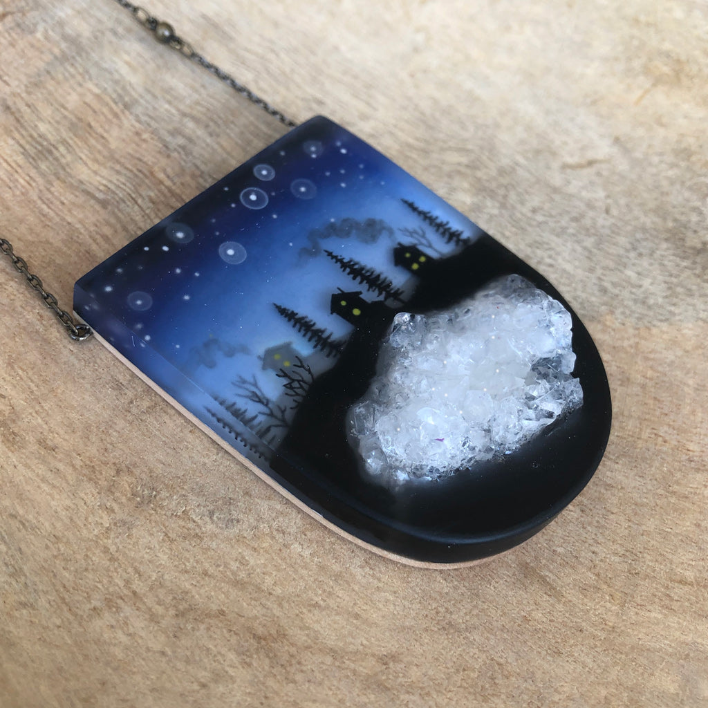 Subterranean World Necklace Side View