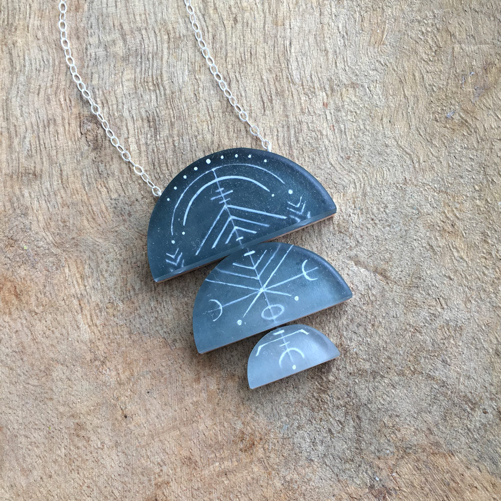 Direction necklace
