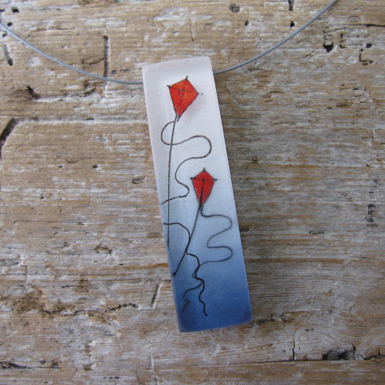 Red kites necklace